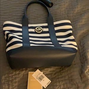 micheal kors purse